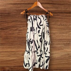 SHEIN Curve Cream & Black Asymmetric Squiggle Twist Tiered Sundress